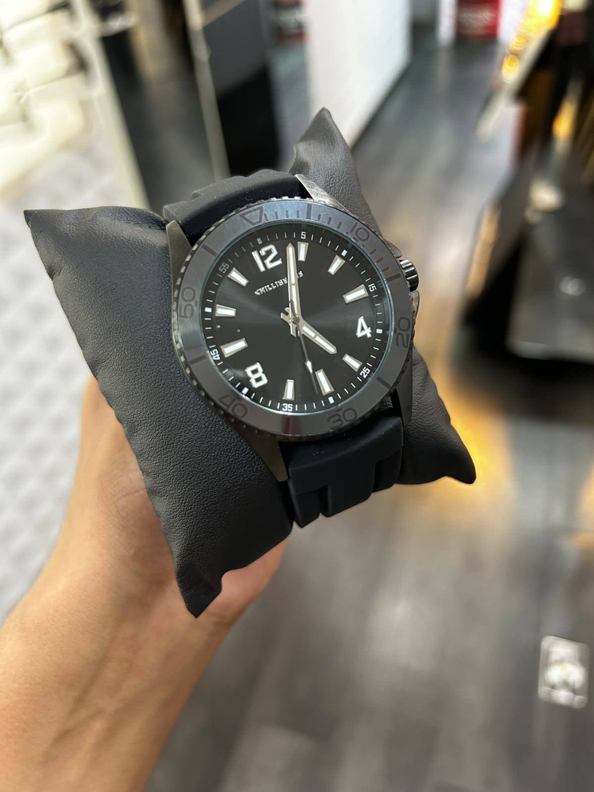 Relógio masculino preto de silicone com resistência à água 3 ATM