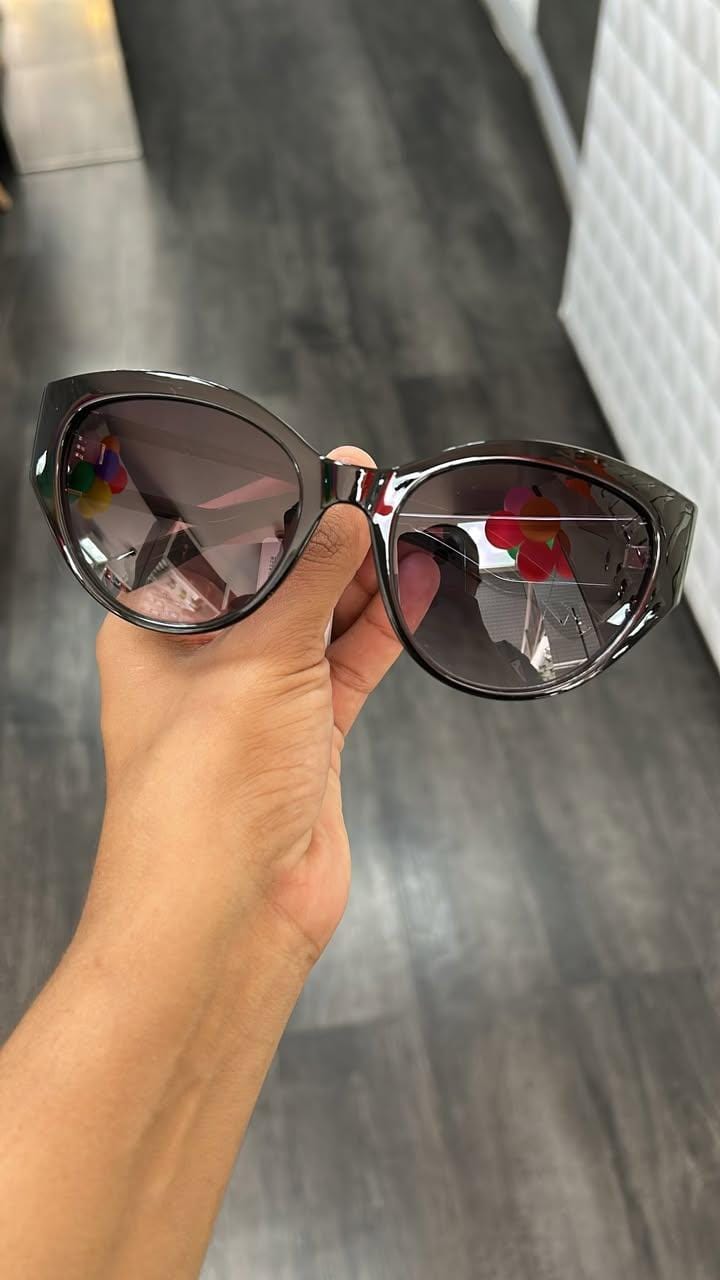 Óculos solar feminino gatinho preto com proteção UV